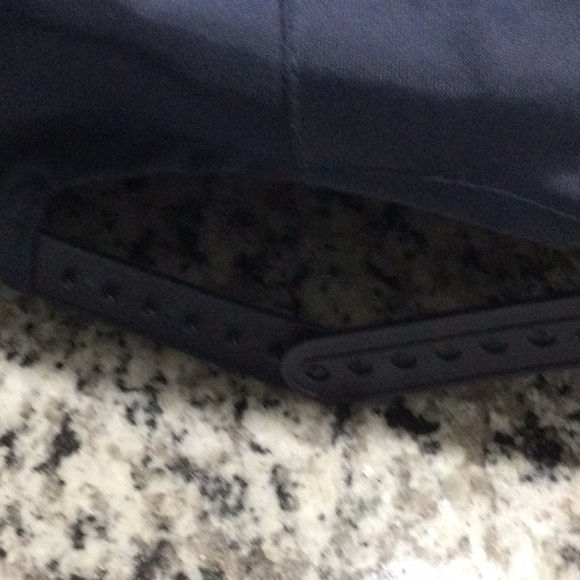 Dolce & Gabbana Men's or Ladies Navy Cap. NWOT - Picture 4 of 5